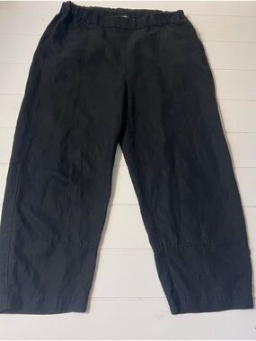 Eileen Fisher Black Barrel-Leg Cropped Pants